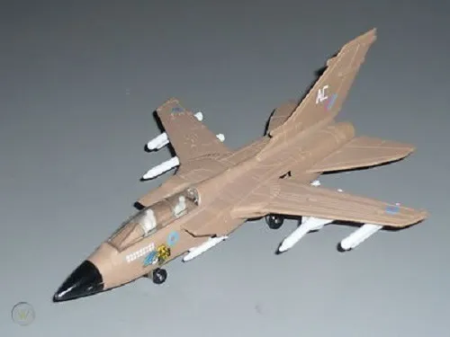Ertl Force One Panavia Tornado