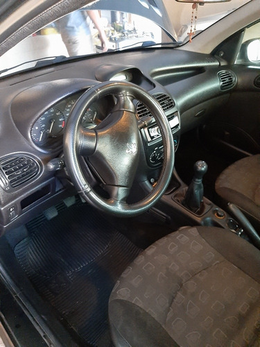 Peugeot 206 2005 1.6 16v Presence Flex 5p