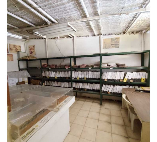 Se Alquila Casa Comercial En La Carlota Para Remodelar