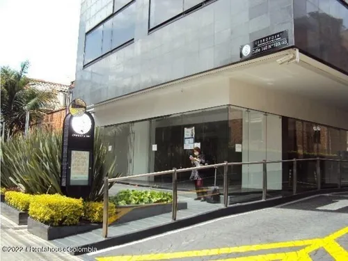 Comercial En  Cedritos(bogota) Rah Co: 25-748