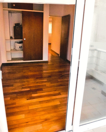 Reservado 2 Ambientes En Caballito - Contrafrente Con Balcón Aterrazado