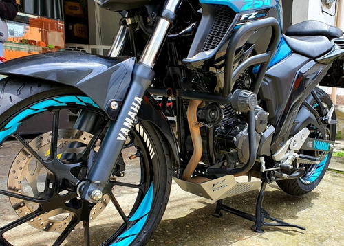 Protector Motor Fz25 Quilla Fz25 Lujos Defensa Fz25 Oferta