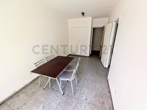 Imagen 4 de 18 de Departamento Externo C/ Patio Y Balcón, Posible Subdivisión - Centro - Id 36090