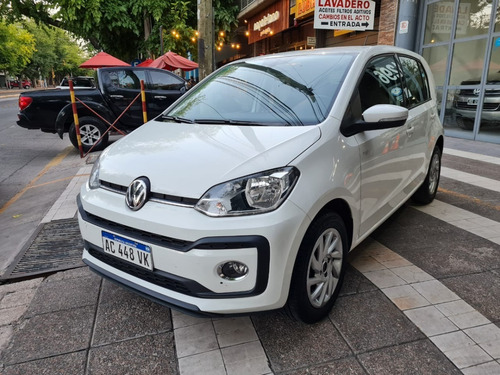 Volkswagen High Up 5 Ptas 2018