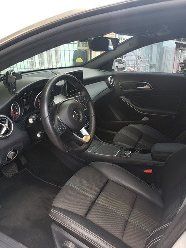 Mercedes-benz Classe Cla 1.6 Urban Turbo Flex 4p 2017