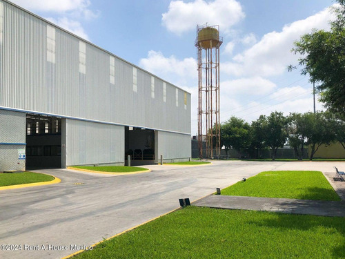 Bodega Industrial En Casa Bella San Nicolas De Los Garza Gis 24-4311