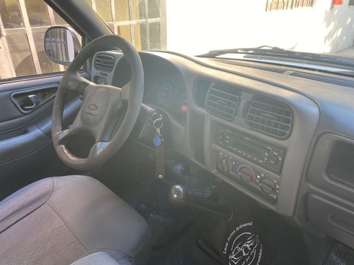 Imagen 5 de 7 de S10 2.8tdi Std 4x2 Electronic