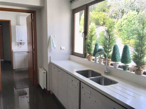 Departamento En Venta De 4 Dormitorios En Concepción
