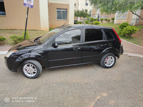 Imagem 4 de 7 de Ford Fiesta Fiesta 1.6 8v Flex