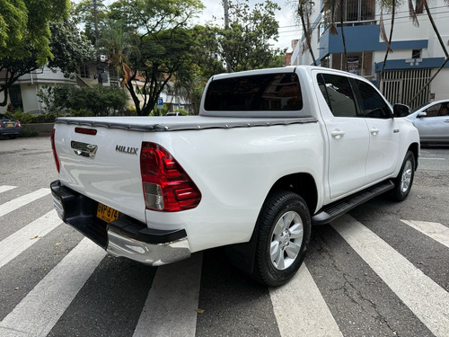 Toyota Hilux 2.4l