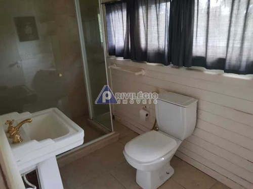 Imagem 21 de 30 de Lagoa, 6 Quartos, Sendo 2 Suítes, Varanda, 2 Vagas!! - 11313