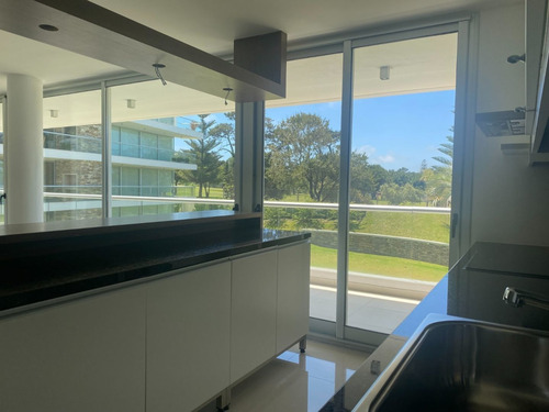 Imagen 4 de 7 de Apartamento En Venta De 3 Dormitorios En Rincon Del Indio (ref: Bpv-8684)