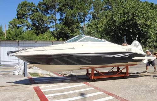 Naval Center 210 Cuddy. Evinrude E-tec 150 Hp