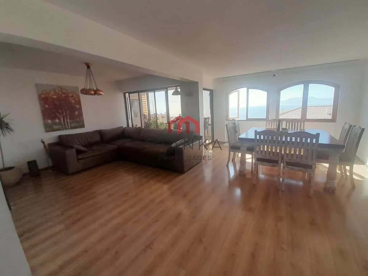Imagen 1 de 18 de Departamento En Venta De 4 Dorm. En Antofagasta