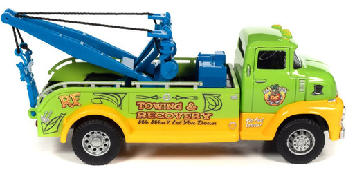 Diorama Rat Fink Garage And Tow Truck 1/32 Auto World