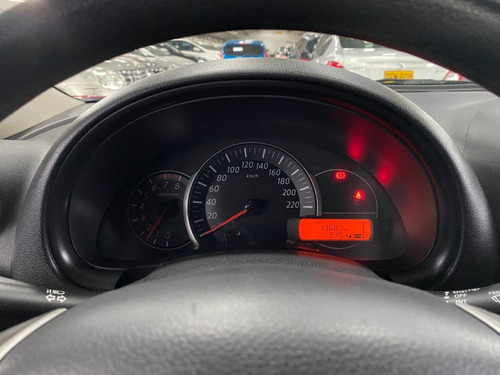 Imagen 10 de 14 de Nissan March Sense Hb Mt 2020 - 1600cc