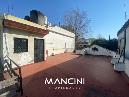 Casa En Venta De 4 Ambientes Con Cochera - Toma Propiedad En Parte De Pago - Villa Ballester