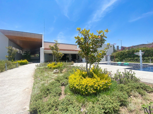 Imagen 4 de 21 de Casa En Venta Con Recamara En Planta Baja En Altozano Querétaro.