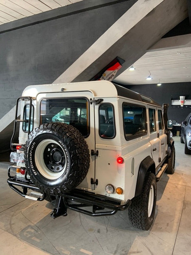 Imagem 6 de 9 de Land Rover Defender 2005 - São Paulo Motorsport