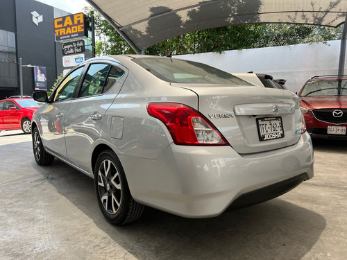 Nissan Versa 1.6 Exclusive At
