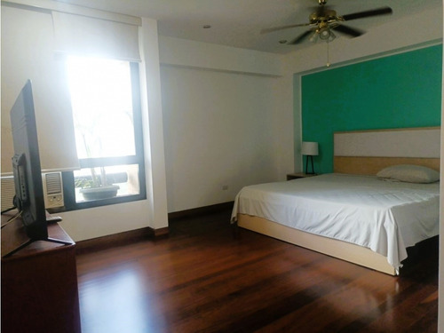 Alquilo Apartamento 300m2 Colinas De Tamanaco 9157