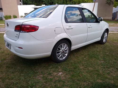 Fiat Siena El 1.6 16v 2015 Gnc