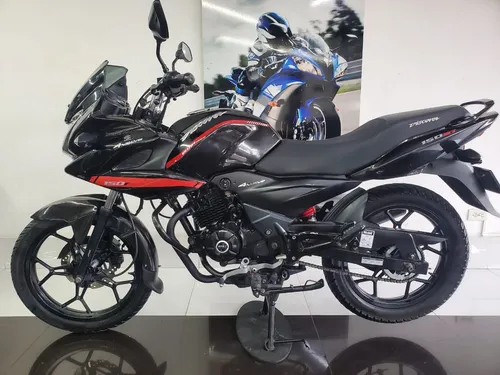 Bajaj Discover 150 2017