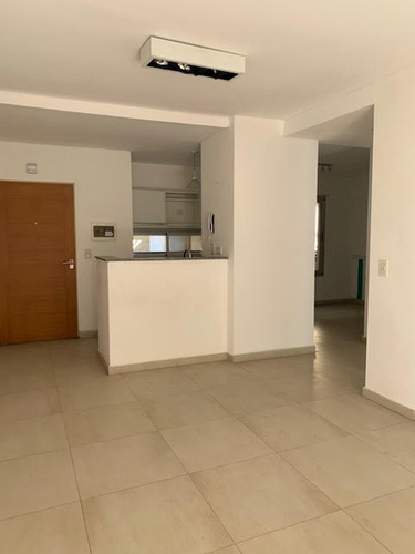 Imagen 5 de 30 de Excelente Departamento 2 Ambientes Con Cochera