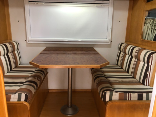 Imagem 4 de 5 de Motor Home