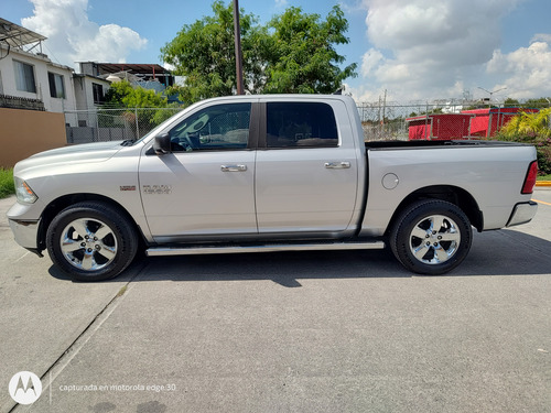 Dodge Ram 1500 Lone Star 4x4 Doble Cabina