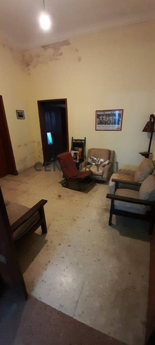 Imagen 9 de 15 de Av. 60 E/ 21 Y 22 - Casa De 4 Habitaciones A Refaccionar (zonificación Uc/3)