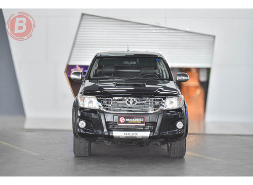Toyota Hilux 3.0 SRV TOP 4X4 CD 16V TURBO INTERCOOLER DIESEL 4P AUTOMÁTICO