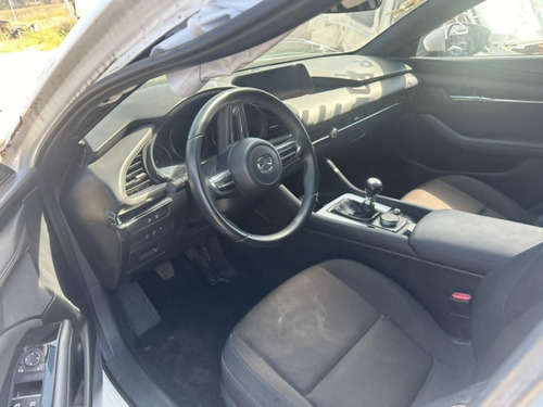 Mazda 3 Hatchback Estandar X Partes, Yonke