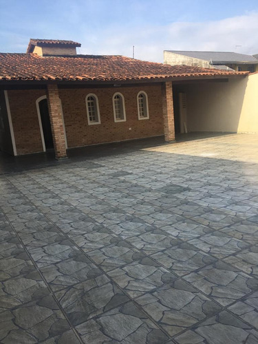 Imagem 1 de 10 de Casas Em Caraguatatuba - 1366