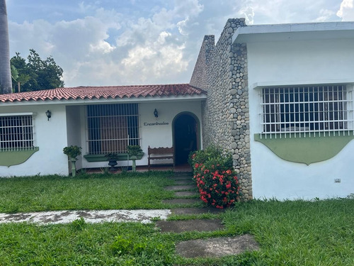 Casa En El Sector El Recreo, Guaparo 