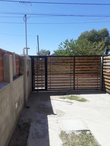 Imagen 4 de 14 de Venta Chalet Amoblado - Calle 5 Nº 6163 Mar Del Tuyu