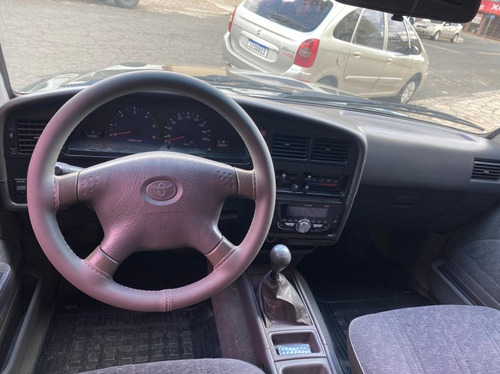 Imagem 4 de 14 de Toyota Hilux Cd Srv 4x2 3.0 8v 90cv Diesel