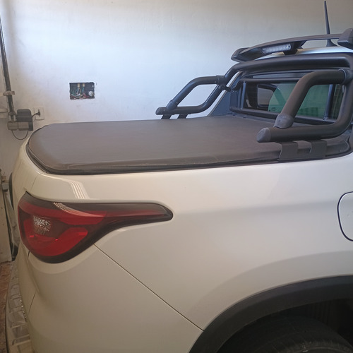 Fiat Toro 1.8 Endurance 16v Flex 4x2 Aut. 4p