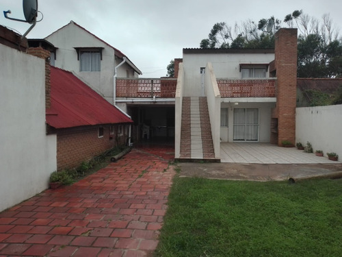 Se Vende Excelente Complejo En Barra Del Chuy