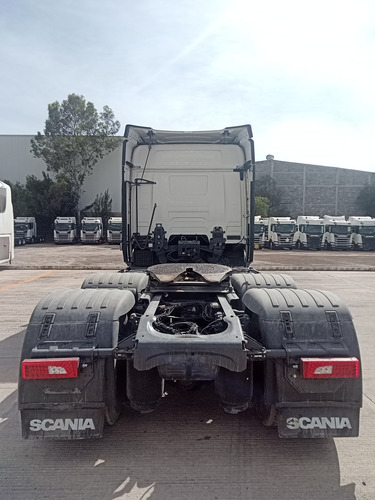 Camión Scania R450 A6x4