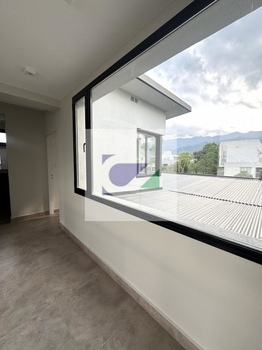 Casa En Venta En El Nogal Country