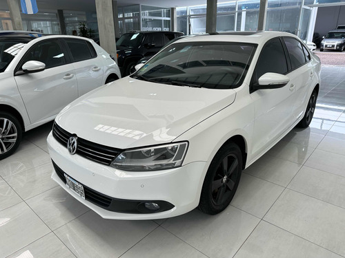 Volkswagen Vento 2.0 Luxury I 140cv