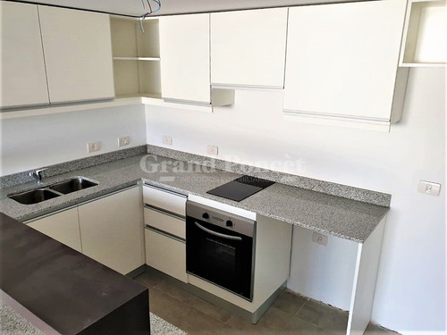 Imagen 5 de 27 de Departamento 2 Ambientes Con Balcon