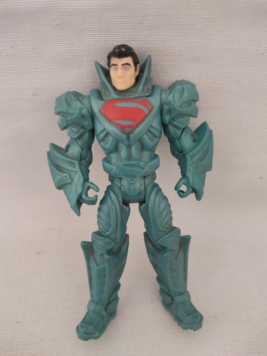 Superman Le Falta La Capa 10 Cm  Mattel 03