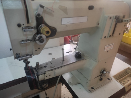Máquina De Cañón Triple Transporte Con Mesa Operativa Tienda (Usado)