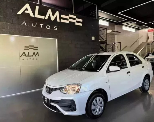 Toyota Etios 1.5 Sedan X