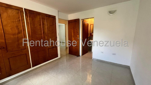 Amplio Apartamento En Colinas De La Tahona! #25-14016 Ricardo Rah
