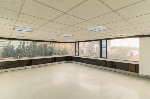 Oficina En Arriendo En Centro Internacional. Cod A1094006