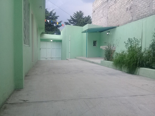 Imagen 4 de 6 de Casa De 3 Recamaras,2 Baños,3 Estacionamientos