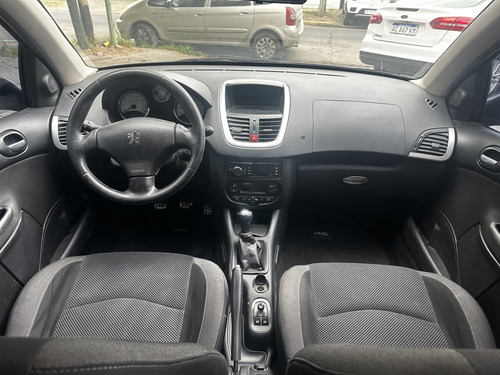 Peugeot 207 1.6 Feline 106cv